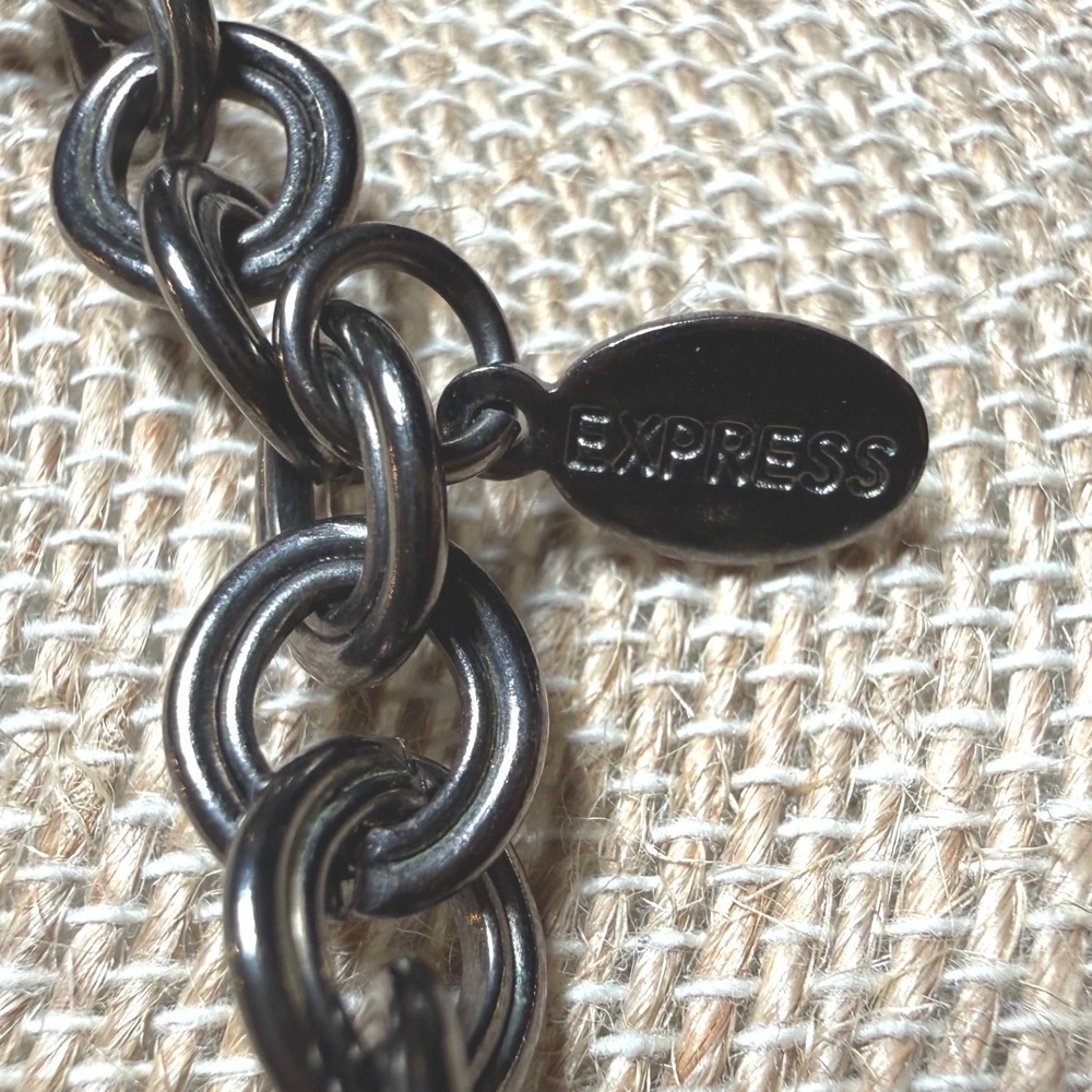 Express signed Chunky Gunmetal Chain Hammered Gold Heart Statement Necklace 36" - Picture 8 of 12